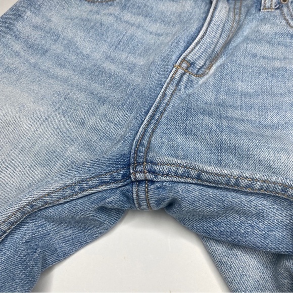 Old Navy Girls Slouchy Straight High Rise Distressed Light Wash Jeans Sz 12 - Picture 6 of 7